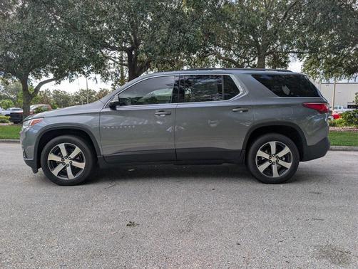 2020 Chevrolet Traverse LT Leather