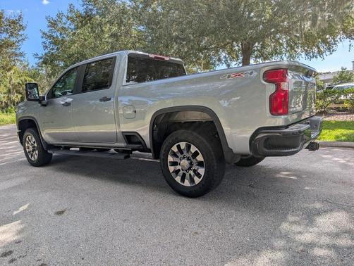 2024 Chevrolet Silverado 2500 Custom