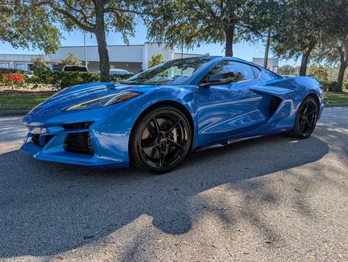 2025 Chevrolet Corvette E-Ray RWD Coupe 1LZ