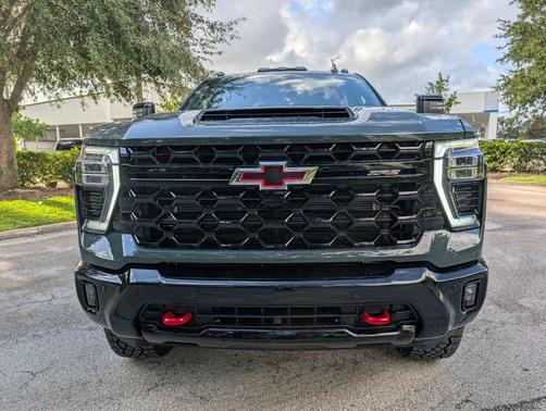 2026 Chevrolet Silverado 2500 ZR2