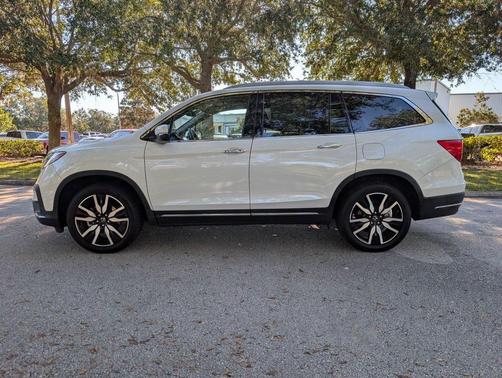 2021 Honda Pilot Touring 8-Passenger