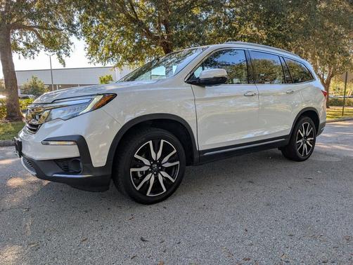 2021 Honda Pilot Touring 8-Passenger