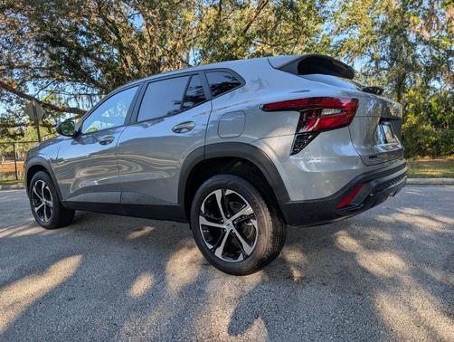 2024 Chevrolet Trax FWD 1RS