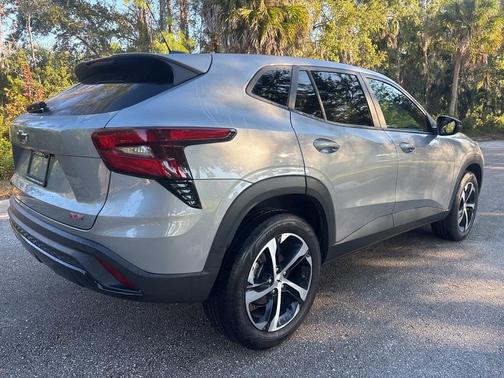 2024 Chevrolet Trax FWD 1RS