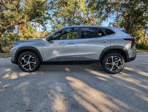 2024 Chevrolet Trax FWD 1RS