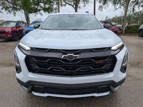 Polar White Tricoat 2026 Chevrolet Equinox FWD RS