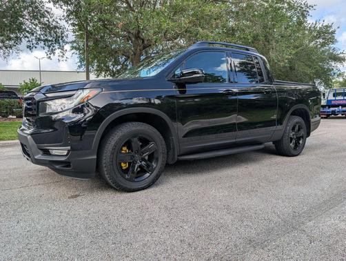 Crystal Black Pearl 2023 Honda Ridgeline Black