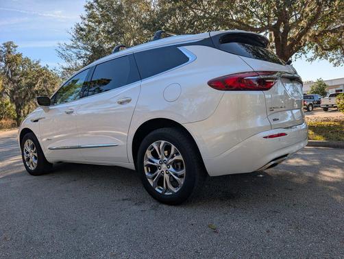 2021 Buick Enclave AWD Avenir