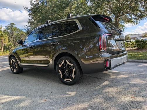 2024 Kia Telluride EX