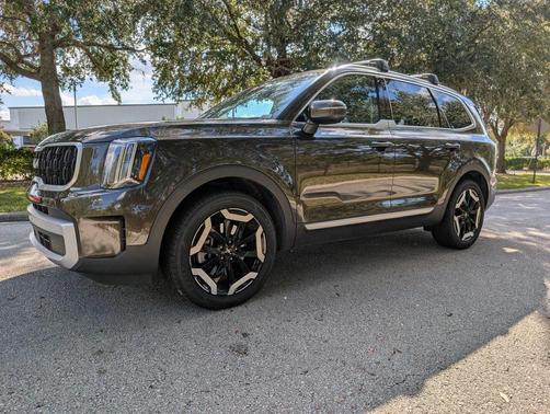 2024 Kia Telluride EX