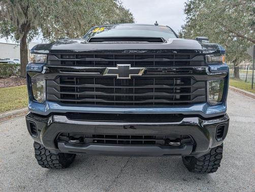 2025 Chevrolet Silverado 2500 Custom