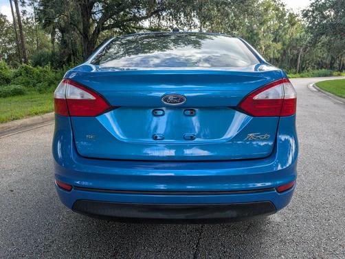 2015 Ford Fiesta SE