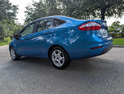 2015 Ford Fiesta SE