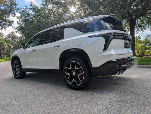 2025 Chevrolet Traverse High Country
