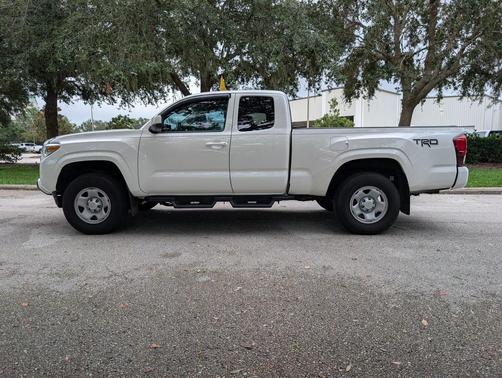2021 Toyota Tacoma SR