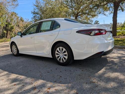 2022 Toyota Camry LE