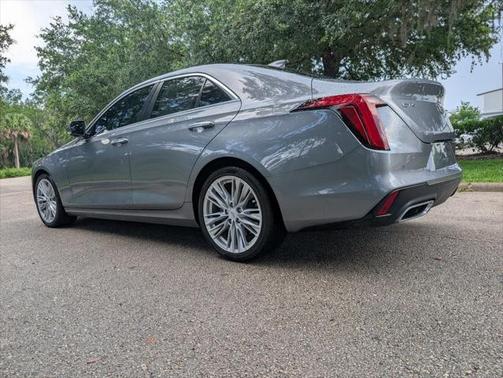 2022 Cadillac CT4 Premium Luxury