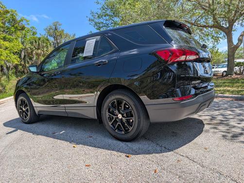 2023 Chevrolet Equinox LS
