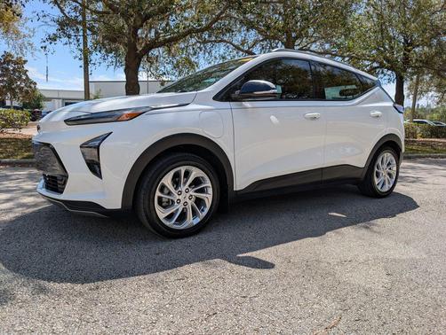 2023 Chevrolet Bolt EUV FWD LT
