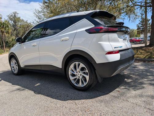 2023 Chevrolet Bolt EUV FWD LT