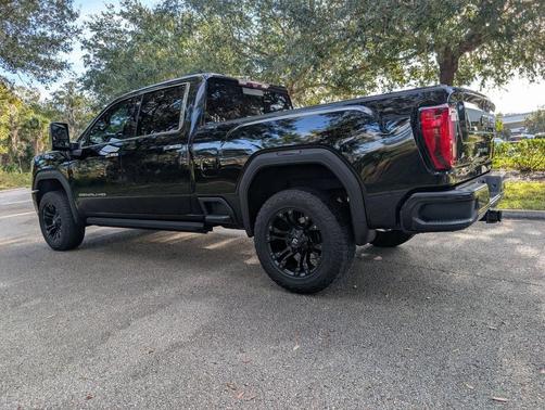 2020 GMC Sierra 2500 Denali