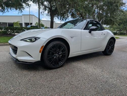 2024 Mazda MX-5 Miata Club