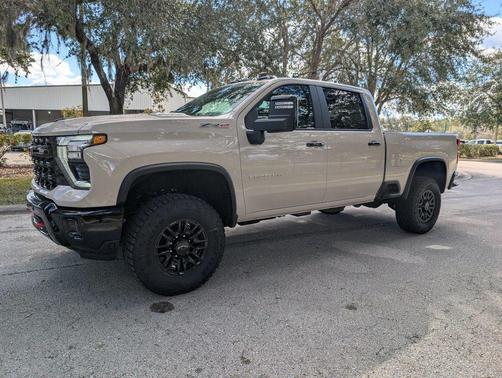 2026 Chevrolet Silverado 2500 Crew Cab, Standard Bed, XR2, 4WD