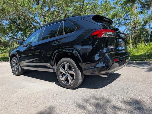 2021 Toyota RAV4 Prime SE