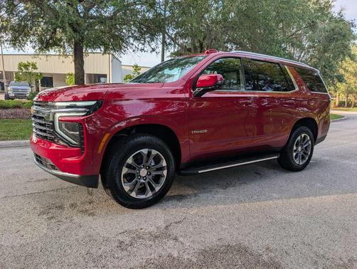 Radiant Red Tintcoat 2026 Chevrolet Tahoe LT