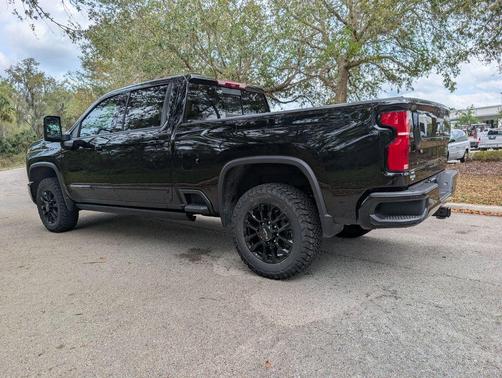 Black 2026 Chevrolet Silverado 2500 High Country
