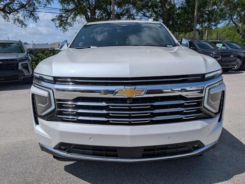 2025 Chevrolet Suburban Premier