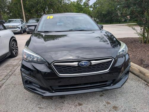 Crystal Black Silica 2019 Subaru Impreza 2.0i