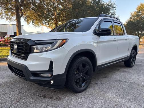 2023 Honda Ridgeline Black