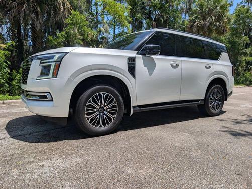 Aspen White Tricoat 2025 Nissan Armada SL 4WD