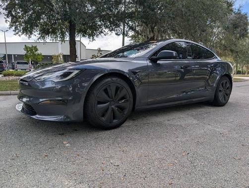 2022 Tesla Model S Base