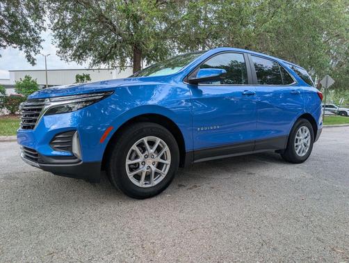 Riptide Blue Metallic 2024 Chevrolet Equinox 1LT