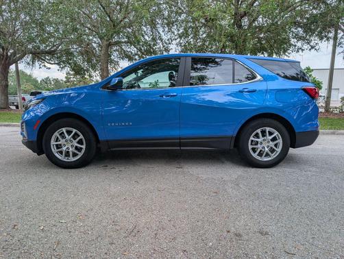 Riptide Blue Metallic 2024 Chevrolet Equinox 1LT