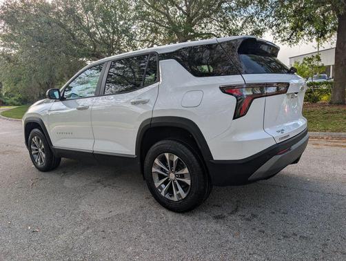 Summit White 2026 Chevrolet Equinox 1LT