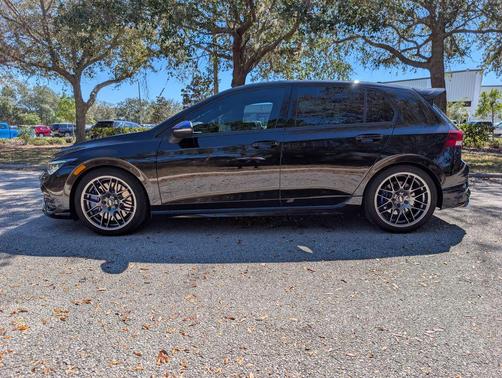 2023 Volkswagen Golf R 20th Anniversary Edition