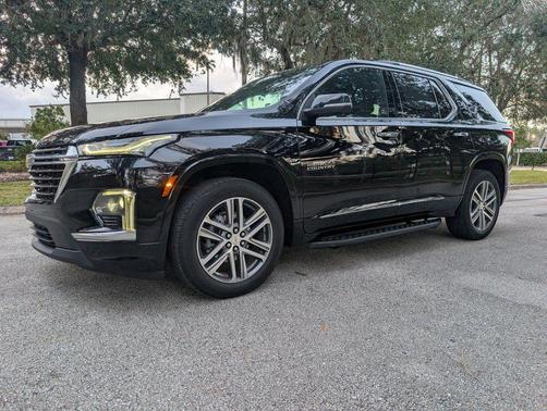 2023 Chevrolet Traverse High Country