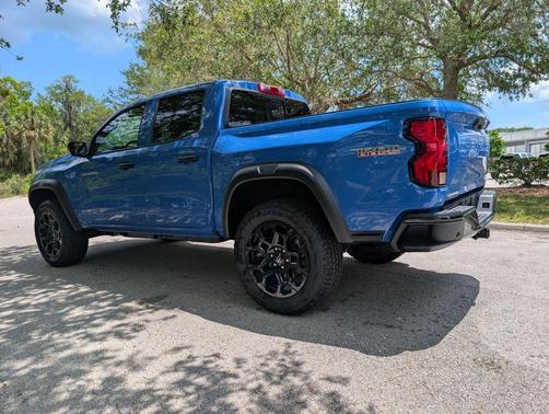Reef Blue Metallic 2026 Chevrolet Colorado Trail Boss