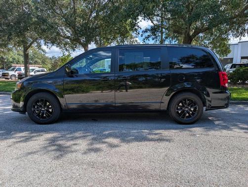 2020 Dodge Grand Caravan SE