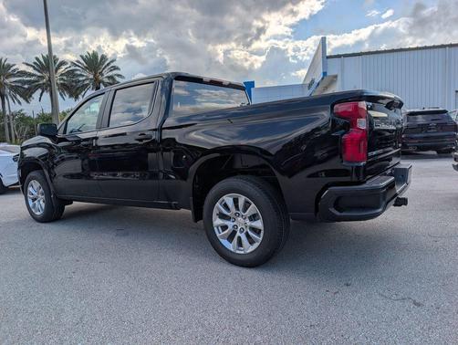 Black 2026 Chevrolet Silverado 1500 Custom