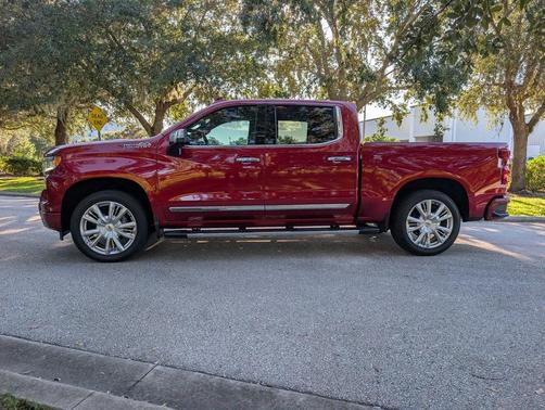 2022 Chevrolet Silverado 1500 High Country