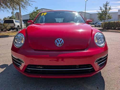 2019 Volkswagen Beetle 2.0T SE