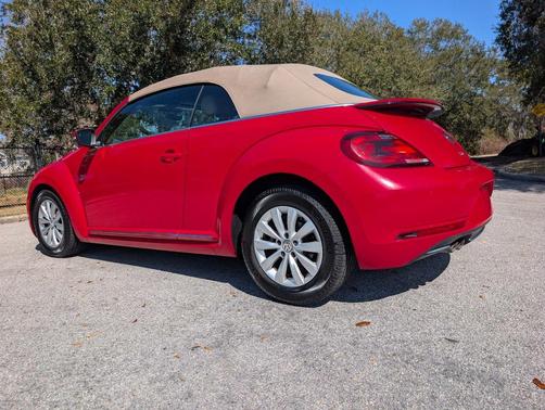 2019 Volkswagen Beetle 2.0T SE