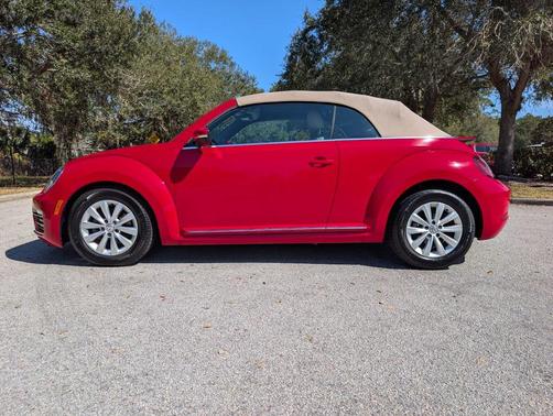 2019 Volkswagen Beetle 2.0T SE