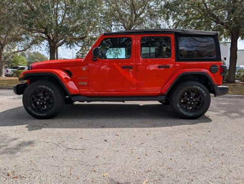 2023 Jeep Wrangler 4-Door Sahara 4x4