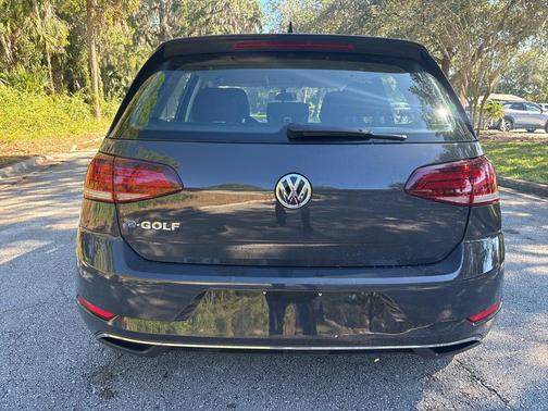 2019 Volkswagen e-Golf SE