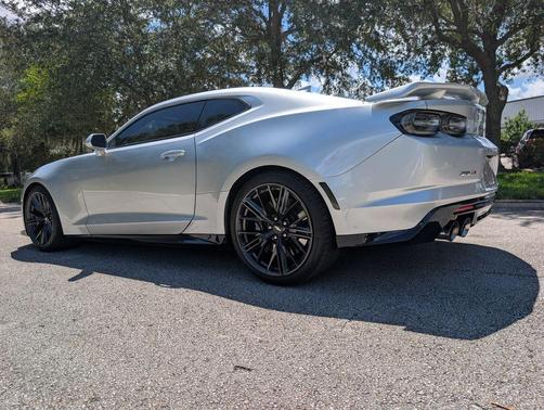 Silver Ice Metallic 2019 Chevrolet Camaro ZL1